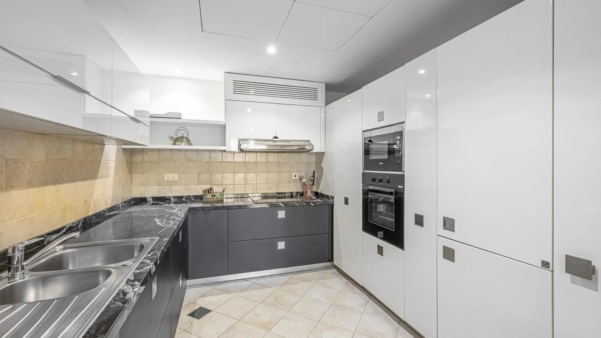Апартаменты Beautiful 2Br Plus Study - Dubai Marina ОАЭ
