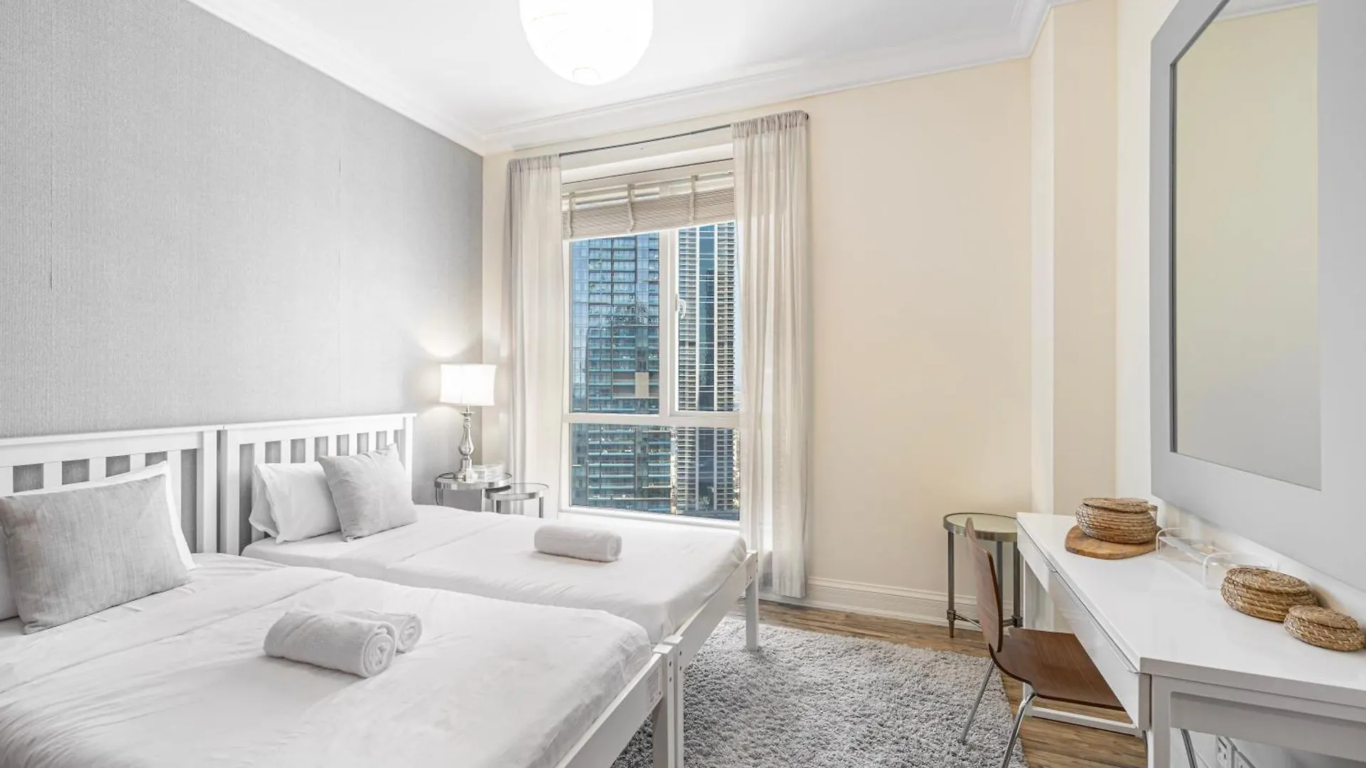 Beautiful 2Br Plus Study - Dubai Marina Апартаменты